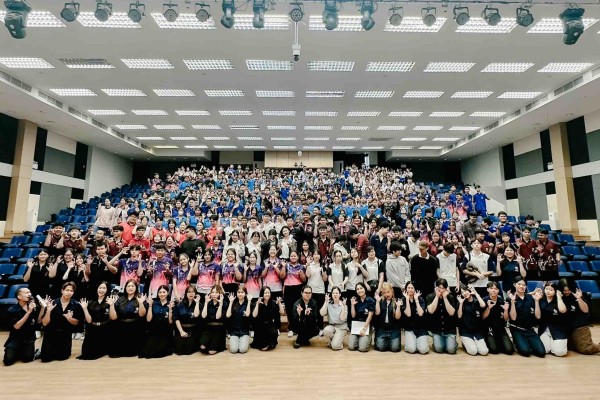 รัฐศาสตร์ฯ มช. จัดโครงการ “Learning Spark: จุดประกายการเรียนรู้ สร้างสรรค์แรงบันดาลใจ” ให้แก่ผู้เรียนจาก 10 โรงเรียน